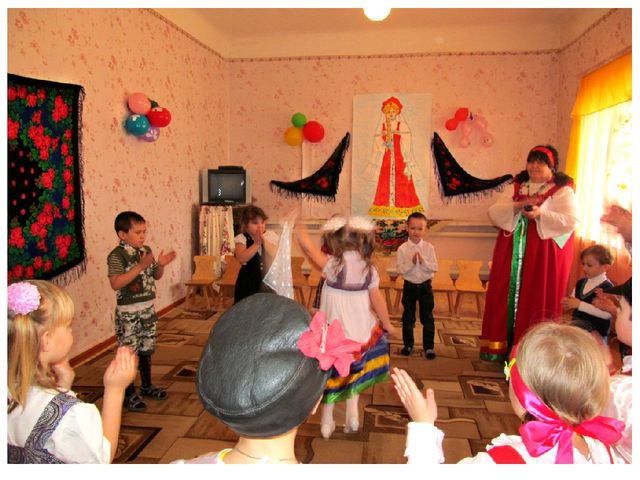 Презентация "Праздник русского платка"