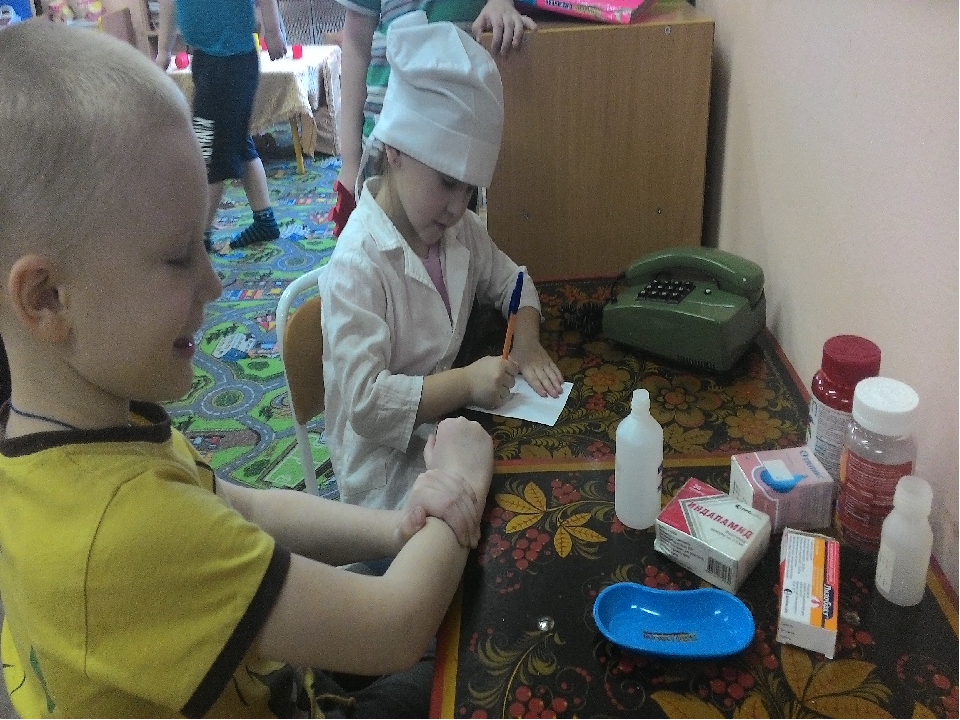 Консультация для родителей "Развитие речи в ДОУ".