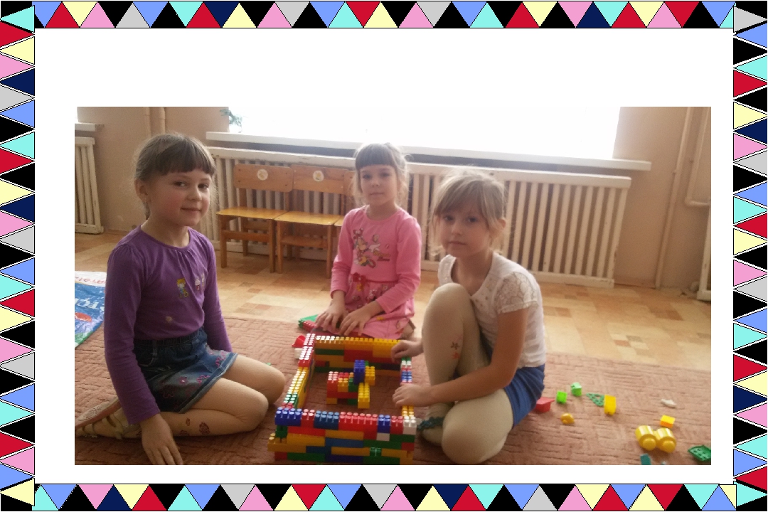 Как нам в садике живется