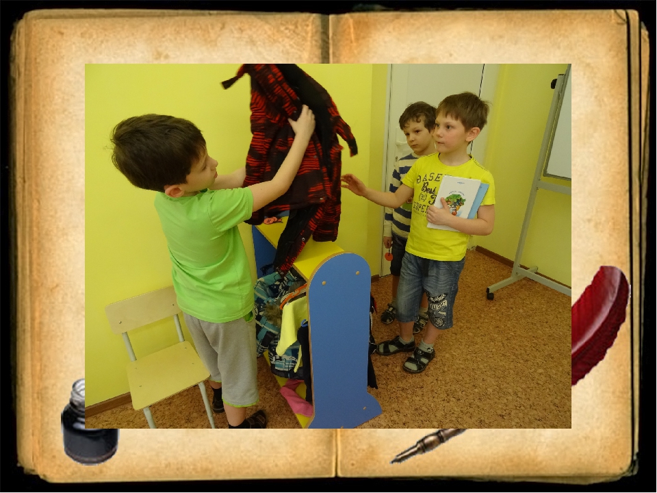 Презентация сюжетно-ролевой игры "Библиотека" в подготовительной группе