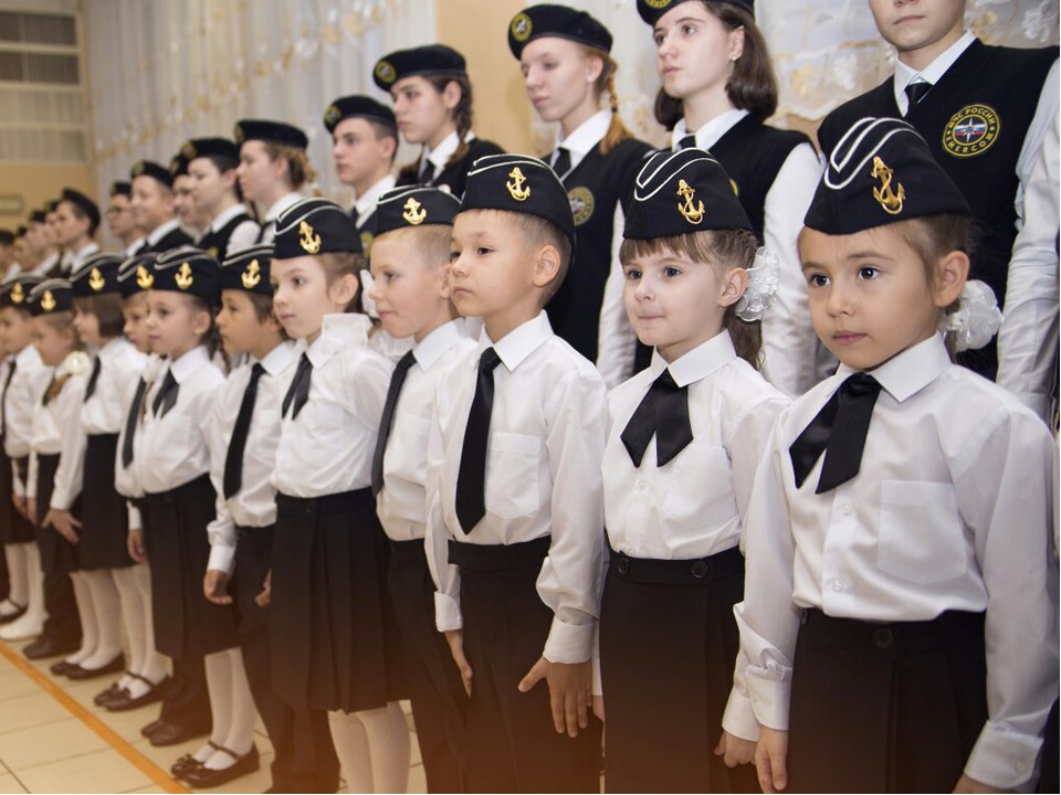 Фоторепортаж "Кадетский бал воспитанников детского сада совместно с кадетами школы"