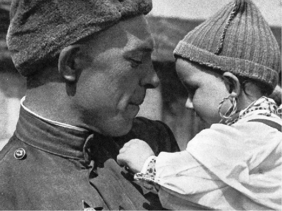 Презентация "День Победы" для дошкольников старше-подготовительной группы