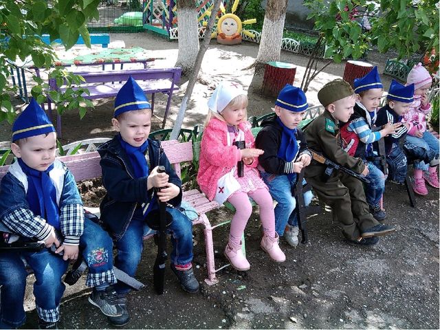Презентация 1 младшей группы "Вот какие мы большие"
