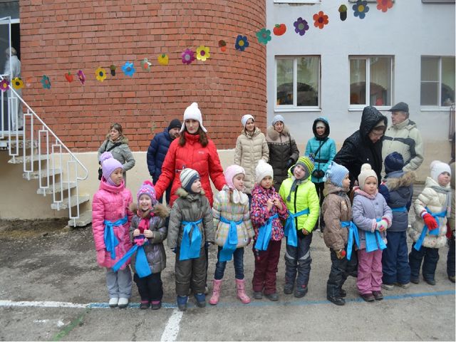 "Вот и стали мы на год взрослей "- итоговое родительское собрание в старшей группе.