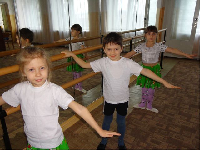 Презентация «Система работы по реализации образовательно области «Познавательное развитие» в контексте ФГОС ДО»