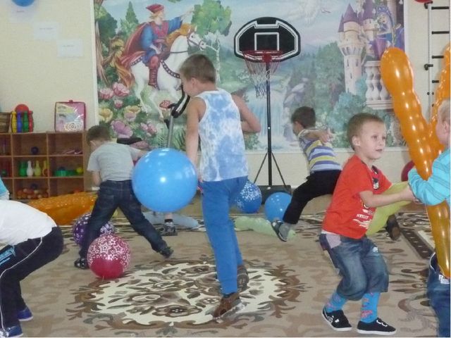 Презентация события из жизни группы "Веселые старты"