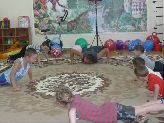 Презентация события из жизни группы "Веселые старты"
