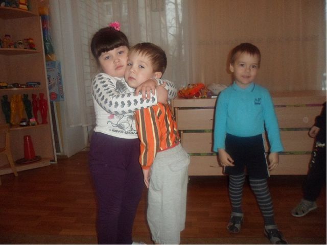 Презентация на тему "Один день из жизни нашей группы"