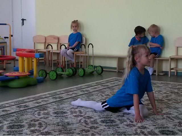 Презентация к конспекту по игровому стретчингу для воспитанников старшего дошкольного возраста с ОНР. Игровой фильм «Чудесные превращения».