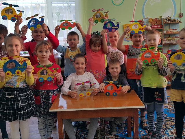 Мастер-класс от дошколят "Фоторамка в подарок папе"