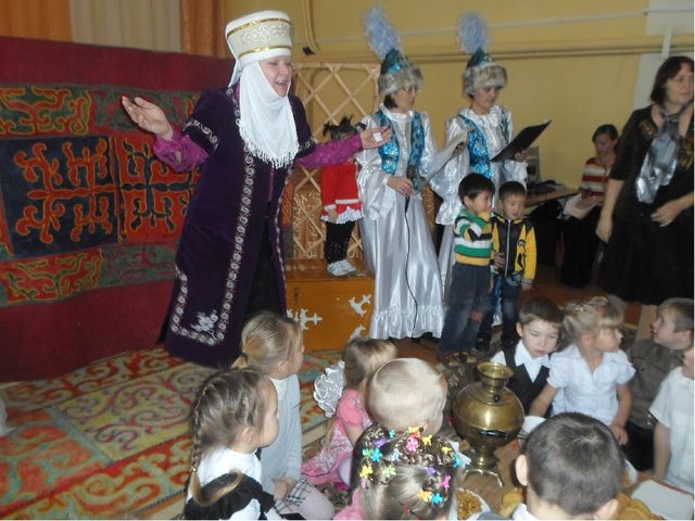 Презентация "Наше солнышко" 2 младшая группа