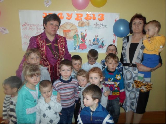 Презентация "Наше солнышко" 2 младшая группа