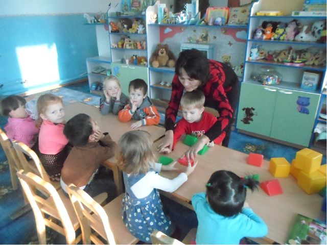Презентация "Наше солнышко" 2 младшая группа