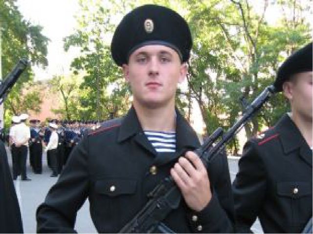 Презентация "Наша Армия России и отважна. и сильна..."