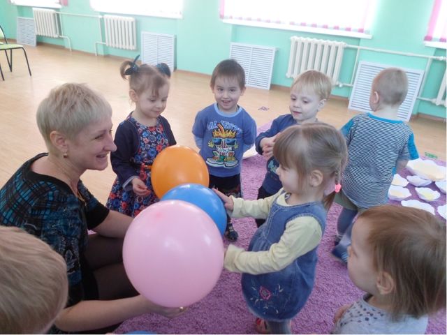 Презентация по теме Инновационные подходы к музыкальному воспитанию дошкольников в условиях введения ФГОС ДО