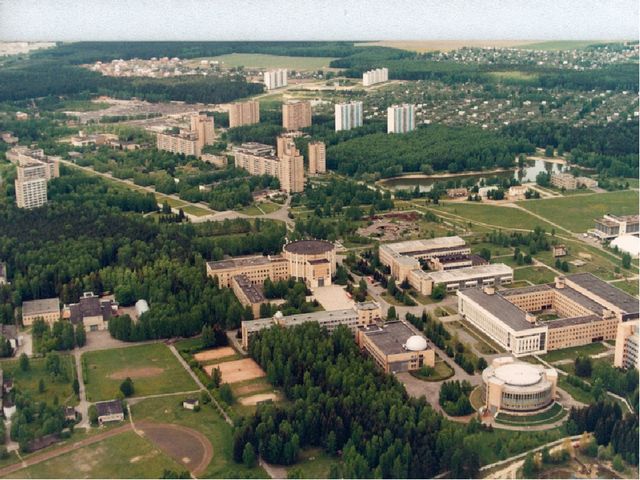 Презентация'' Знакомство с космосом'' для детей подготовительной группы.