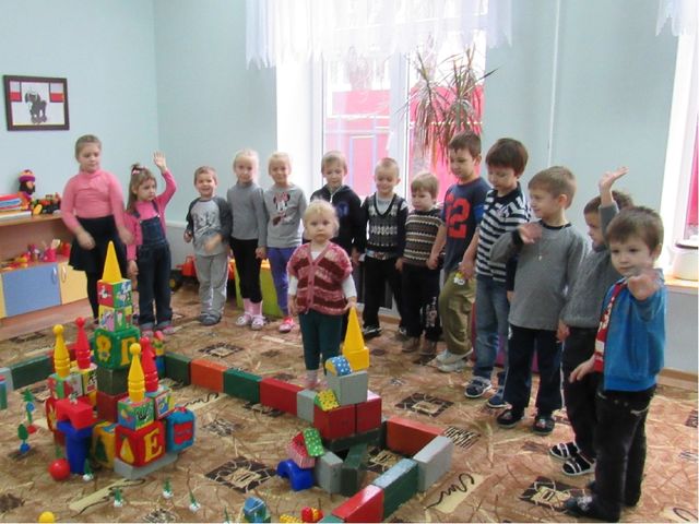 Презентация на родительское собрание "Возраст и этапы развития навыков грамотности и счета у детей"